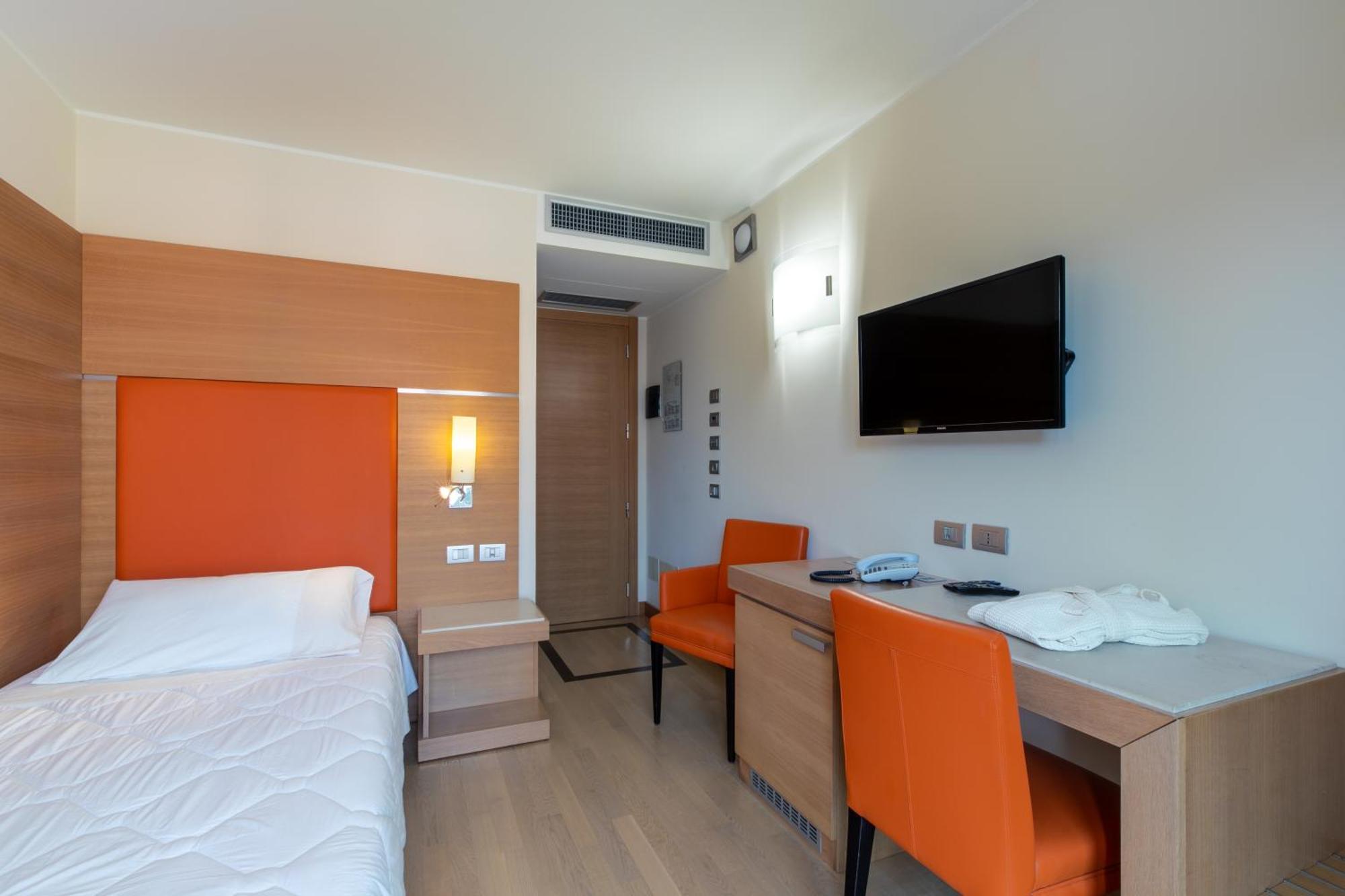 Hotel Villa Doimo Линьяно-Саббьядоро Экстерьер фото