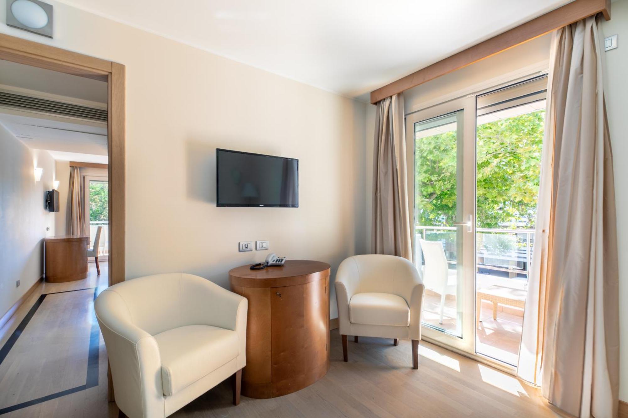 Hotel Villa Doimo Линьяно-Саббьядоро Экстерьер фото