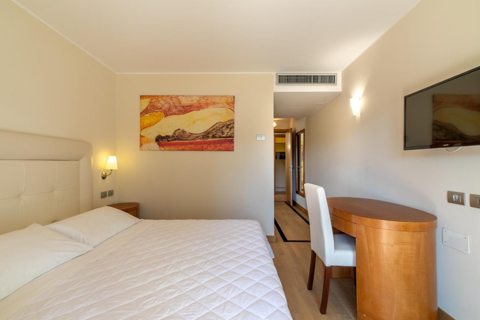Hotel Villa Doimo Линьяно-Саббьядоро Экстерьер фото