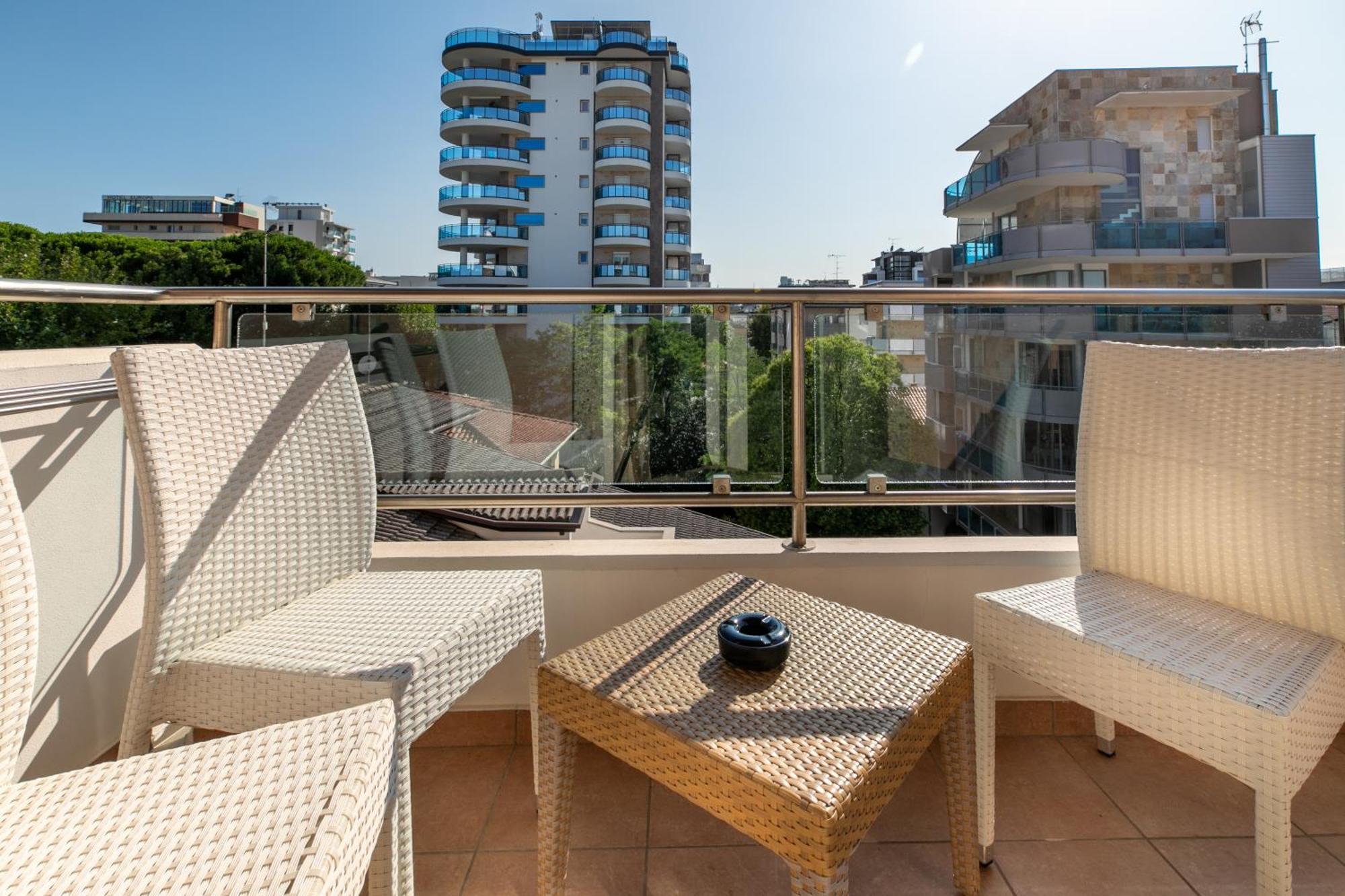 Hotel Villa Doimo Линьяно-Саббьядоро Экстерьер фото