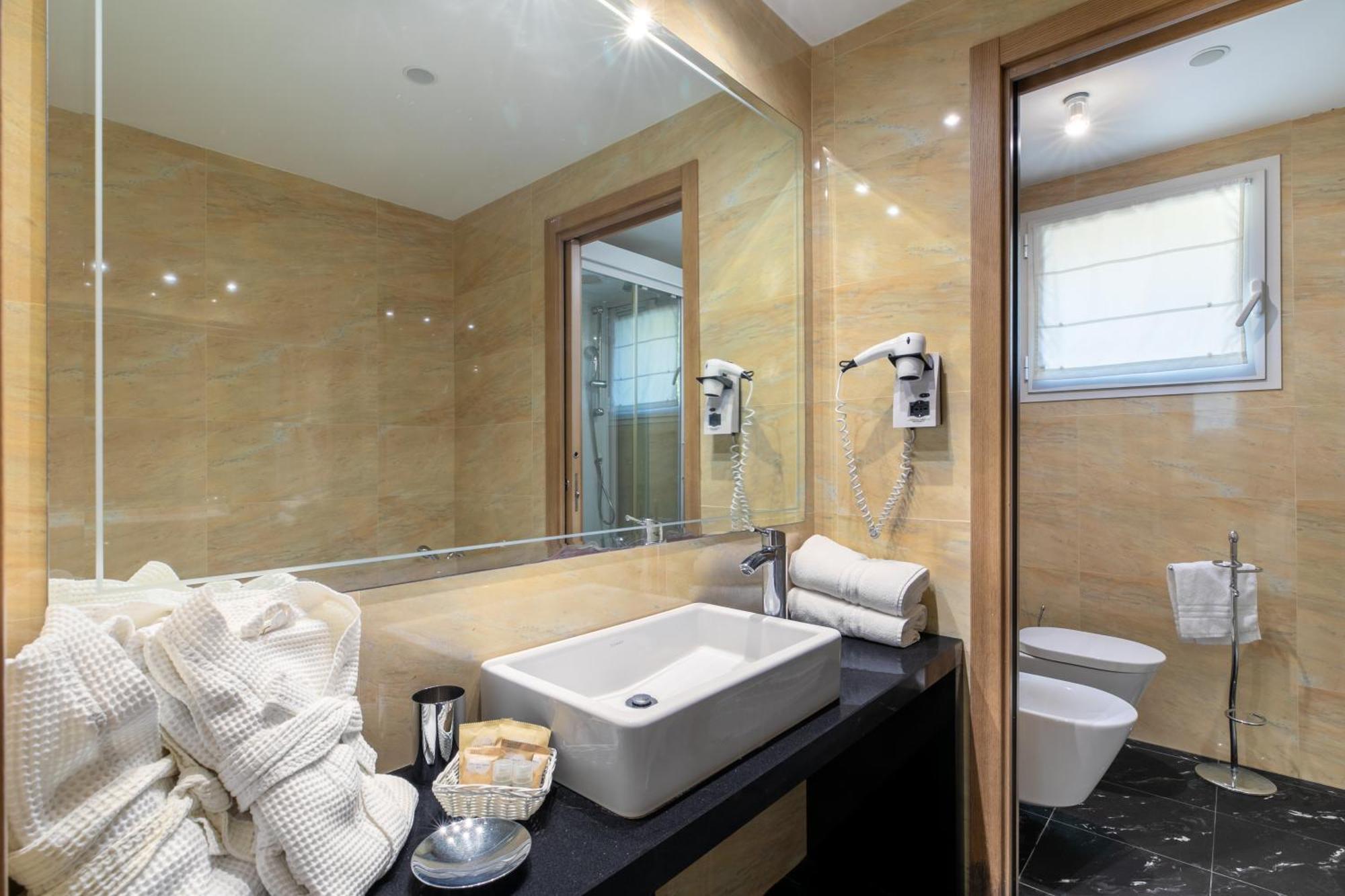 Hotel Villa Doimo Линьяно-Саббьядоро Экстерьер фото