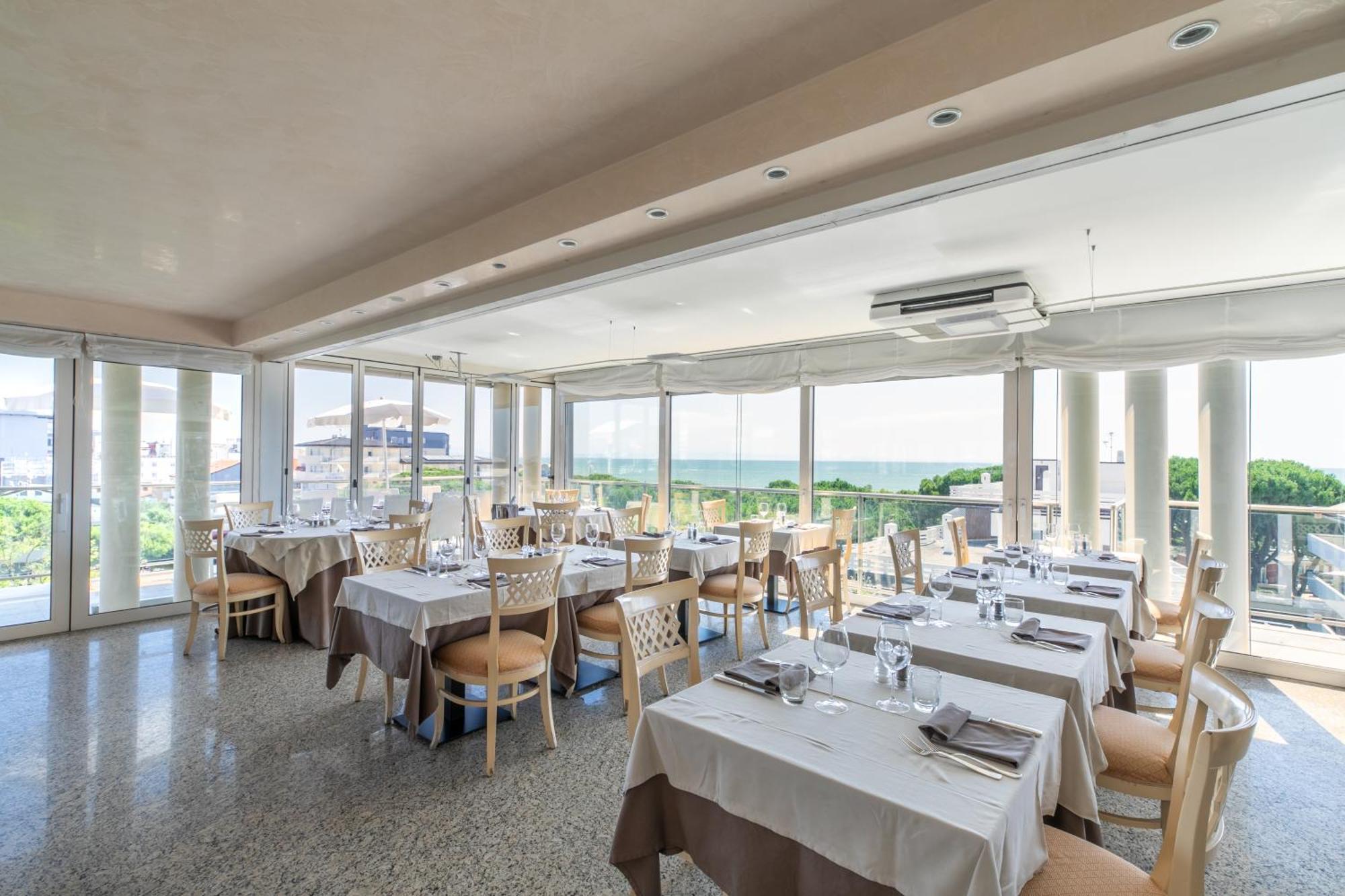 Hotel Villa Doimo Линьяно-Саббьядоро Экстерьер фото